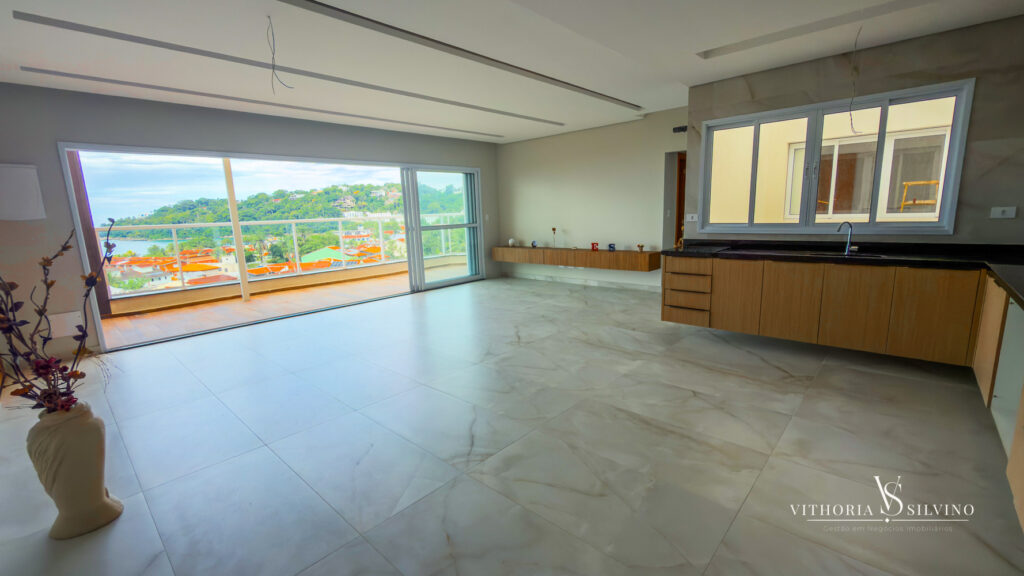 COBERTURA NA PRAIA DAS TONINHAS DE FRENTE PARA O MAR INVESTIMENTO IMOBILIÁRIA UBATUBA -1