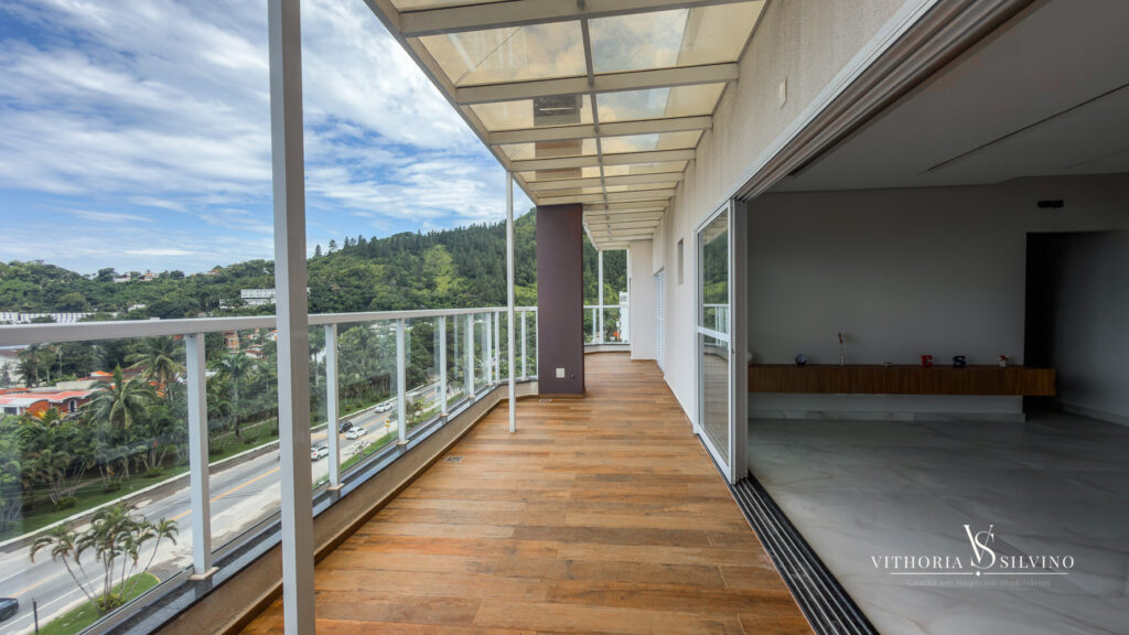 COBERTURA NA PRAIA DAS TONINHAS DE FRENTE PARA O MAR INVESTIMENTO IMOBILIÁRIA UBATUBA -10
